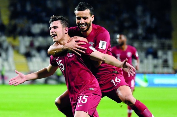 Đội hình tiêu biểu tứ kết Asian Cup: Việt Nam góp mặt 2 cái tên! - Bóng Đá