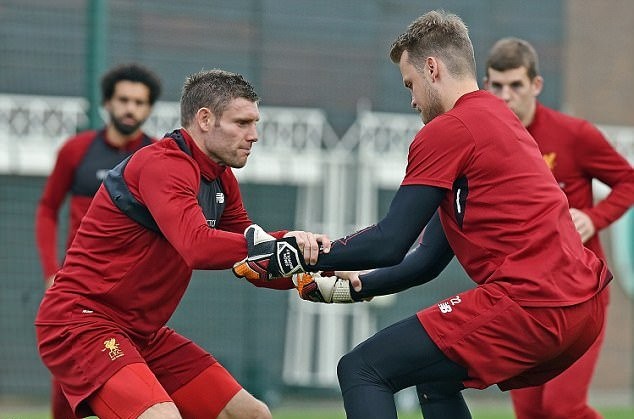Vừa trở lại, Sadio Mane đã được HLV Klopp nâng niu - Bóng Đá
