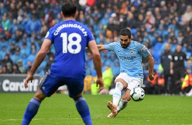 Dàn sao Man City mặc đồ cực chất đến Italia - Bóng Đá