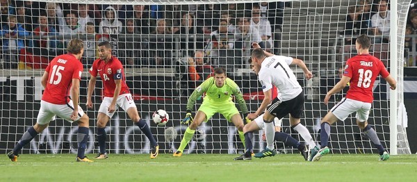 Dàn huyền thoại tái xuất ở Nga, sẵn sàng cho lễ bốc thăm World Cup - Bóng Đá