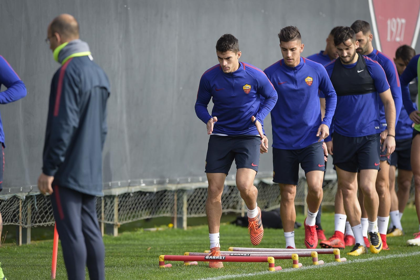 AS Roma tập luyện - Bóng Đá