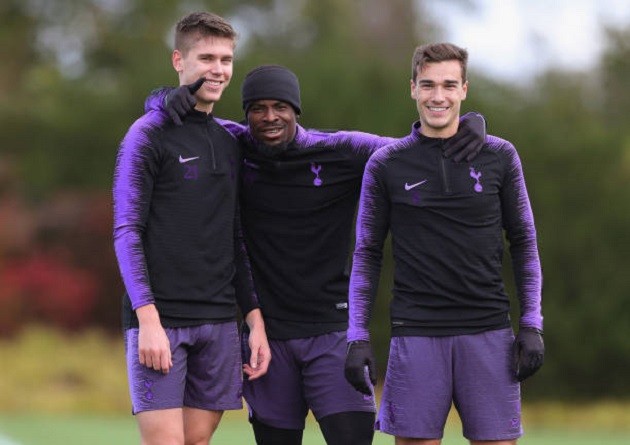 Fan Man Utd tranh cãi về cầu thủ này sau trận đấu Reading - Bóng Đá