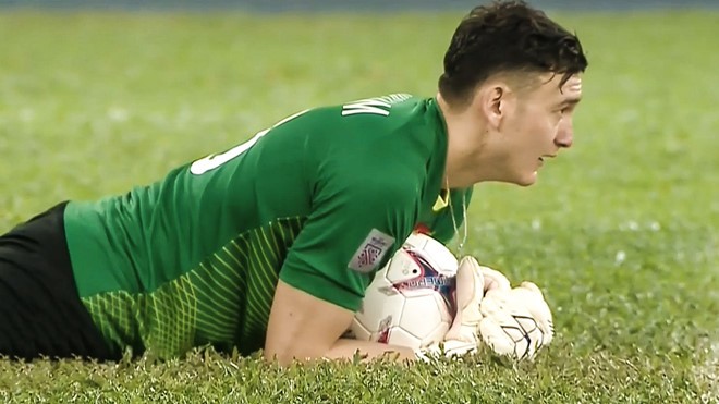 Các tuyển thủ Việt Nam gửi thông điệp đến NHM sau khi chia tay Asian Cup - Bóng Đá