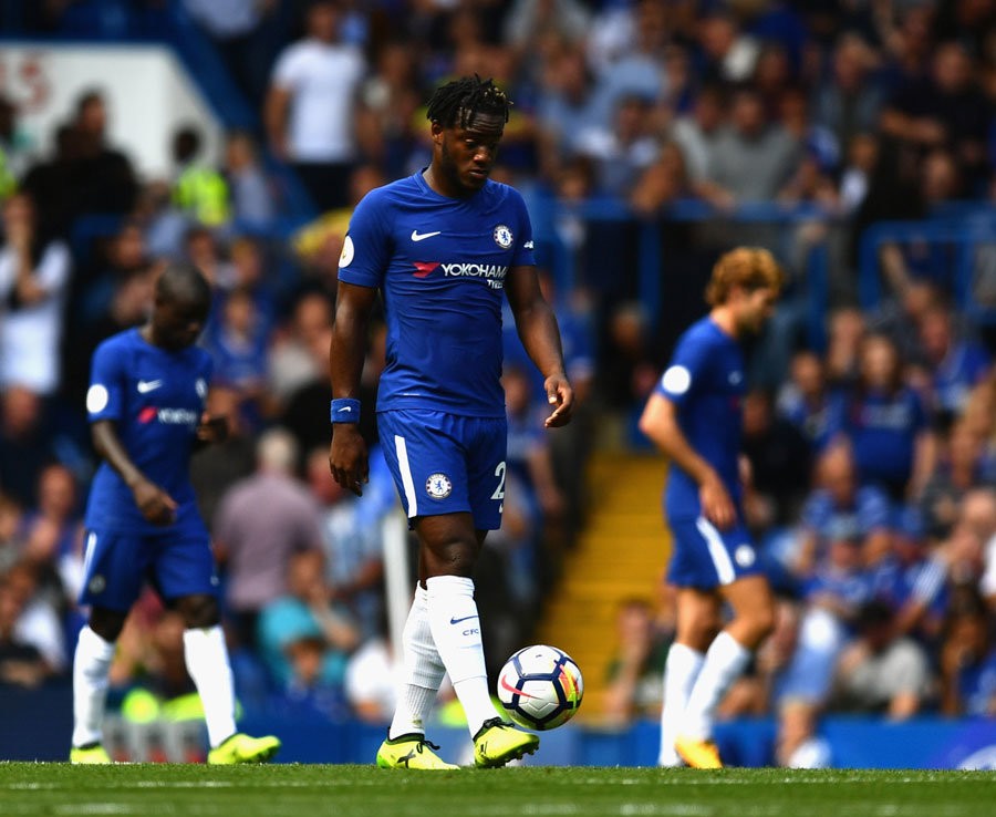 Dàn sao Inter mang thời trang lạ 