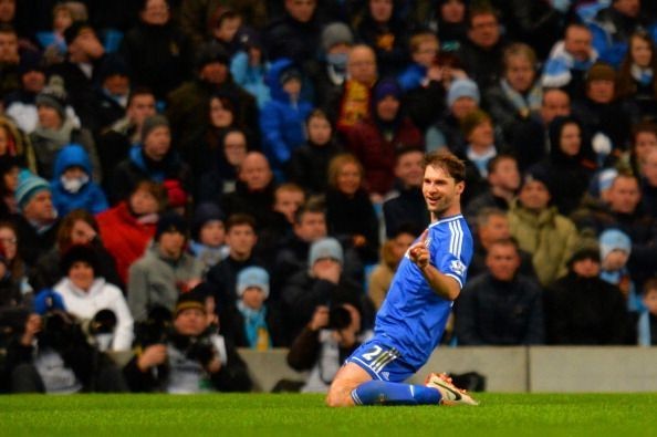 Arsene Wenger kỉ niệm trận đấu thứ 800 bằng vẻ mặt khắc khổ - Bóng Đá