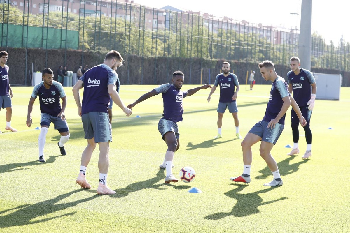 Sanchez ngồi ghế thầy và những khoảnh khắc thú vị ở FA Cup - Bóng Đá