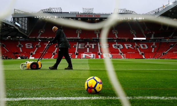 Old Trafford tĩnh mịch 