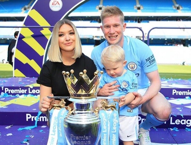 Con trai De Bruyne leo lên chân chấn thương - Bóng Đá
