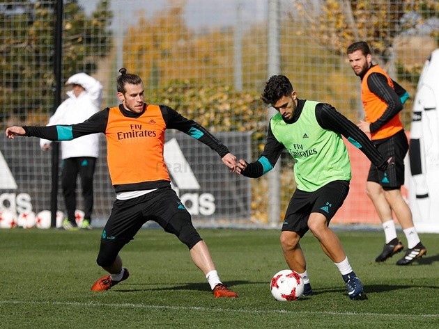 Bale tập luyện  - Bóng Đá