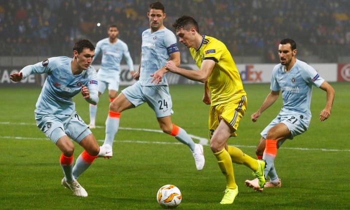 Fan Chelsea chỉ trích Cahill Christensen - Bóng Đá