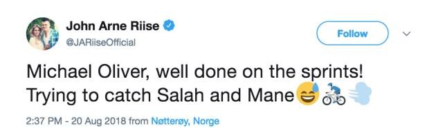 Trọng tài Oliver gây SỐC với pha bứt tốc ngang ngửa Sadio Mane - Bóng Đá