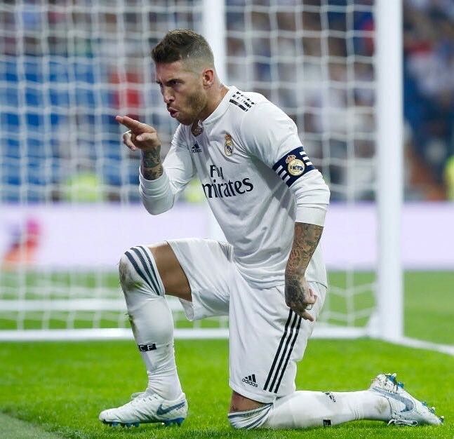 Ramos và những khoảnh khắc 'cạn lời' trên sân cỏ - Bóng Đá