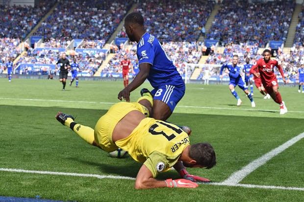 Alisson: Sẽ còn sai, nhưng cuộc đời có cho phép? - Bóng Đá