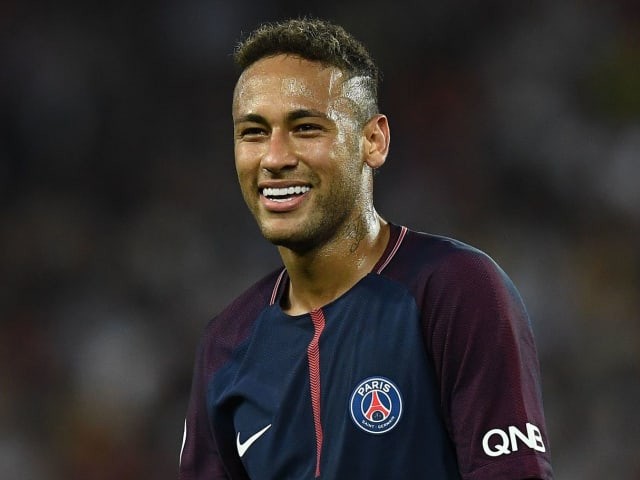 Neymar hay Asensio, ai xứng đáng là cầu thủ hay nhất tháng 8? - Bóng Đá