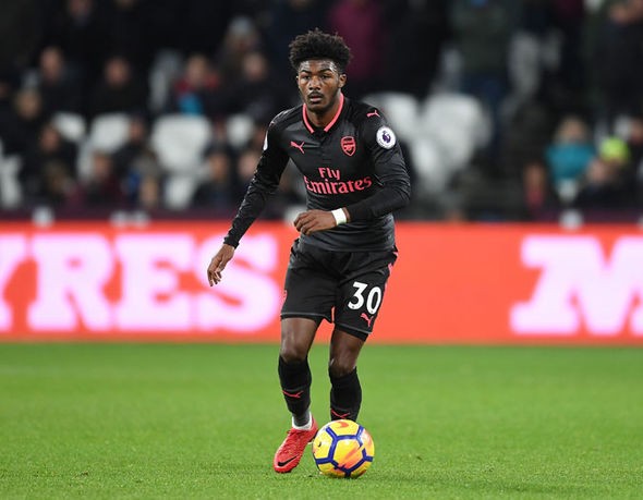 Arsenal sẽ chết trước Liverpool vì cánh chim lạ? - Bóng Đá