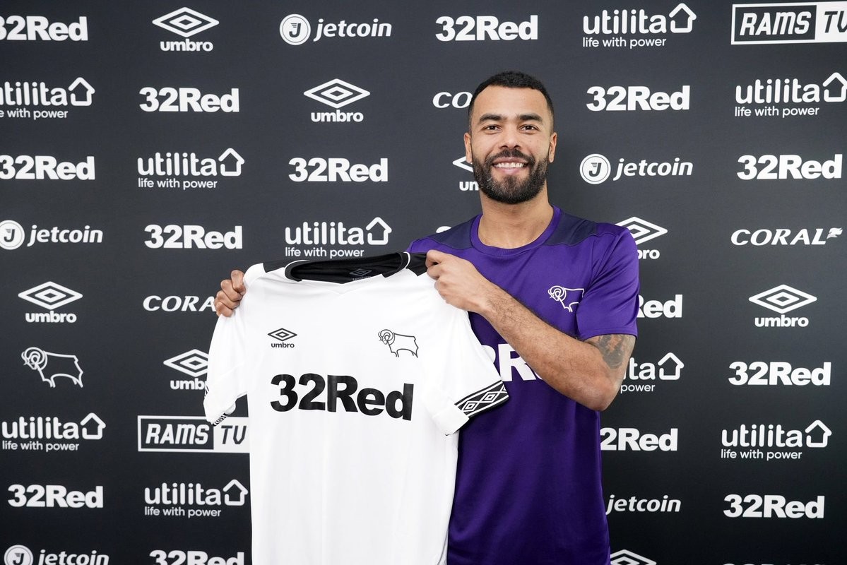 Ashley Cole CHÍNH THỨC tài ngộ Frank Lampard tại Derby County - Bóng Đá