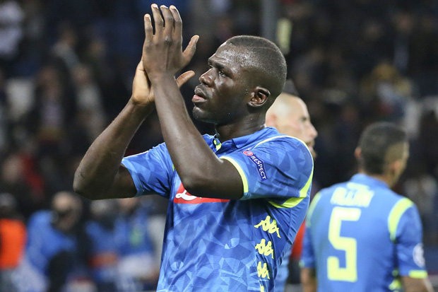 Trung vệ mà Mourinho thèm khát đánh tiếng muốn ra đi - Bóng Đá