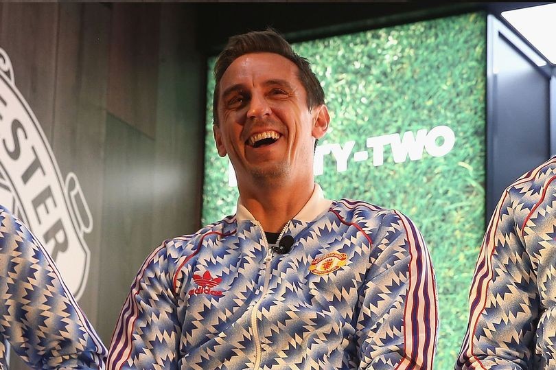 Liverpool bị đem ra chế nhạo trước Derby Manchester - Bóng Đá