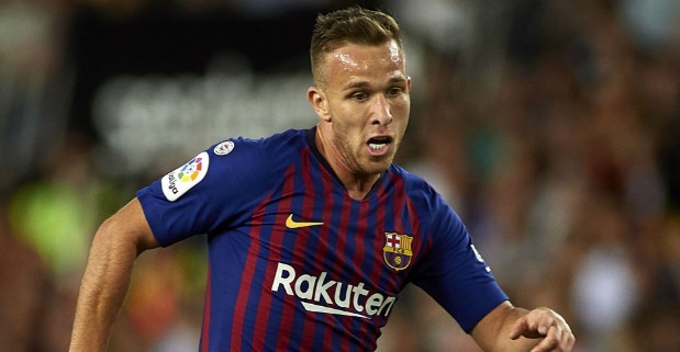 Hàng tiền vệ gặp hạn, Juventus quyết có sớm Ramsey - Bóng Đá