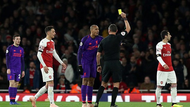 Góc Liverpool: Fabinho đơn giản là không thể chơi 1 mình - Bóng Đá