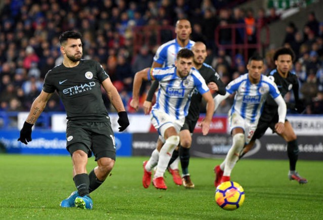 Dư âm Man City 2-1 Huddersfield: Bản lĩnh của nhà vua - Bóng Đá
