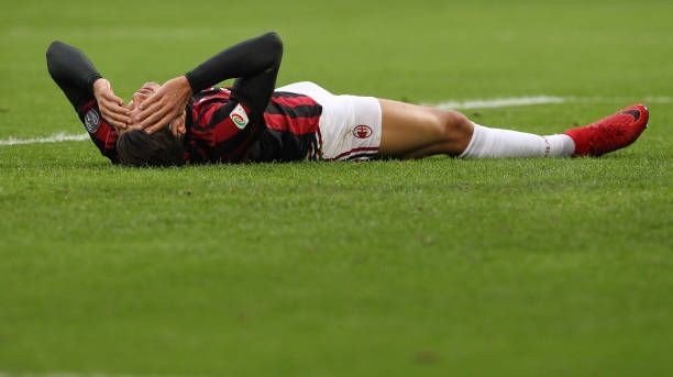 Góc Milan: Chuông vẫn reo, nhưng chừng nào mới 'bắn' - Bóng Đá