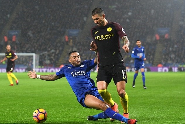 Pep Guardiola: Nghệ thuật hắc ám của sự 