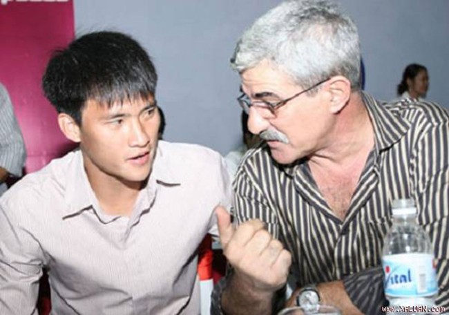 Công Vinh đàm phán Calisto, Miura và Hữu Thắng: Chiêu độc? - Bóng Đá