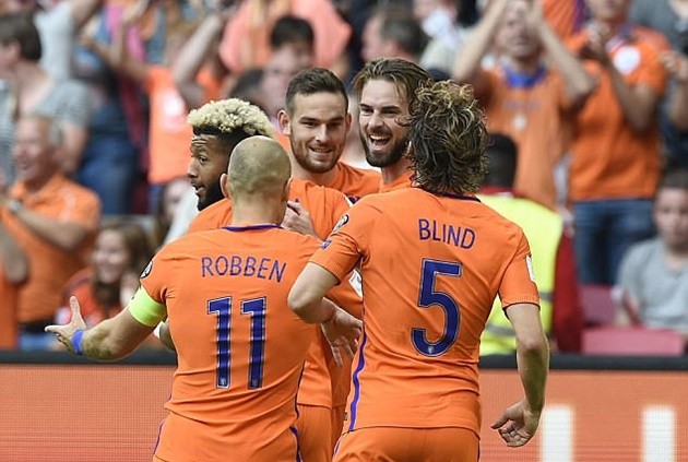 Hà Lan 3-1 Bulgaria: Níu kéo hi vọng - Bóng Đá