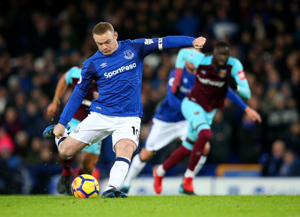 Lập hat-trick, Rooney có dấu mốc đáng tự hào - Bóng Đá