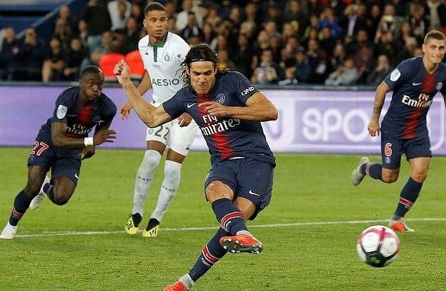 Lingard phát hoảng với chấn thương đầu của Rojo - Bóng Đá