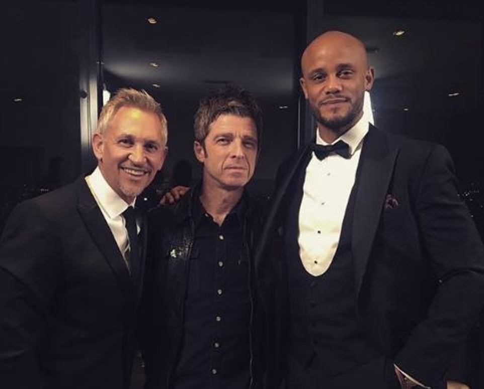 Solskjaer chạm mặt Guardiola trong bữa tối từ thiện của Kompany - Bóng Đá