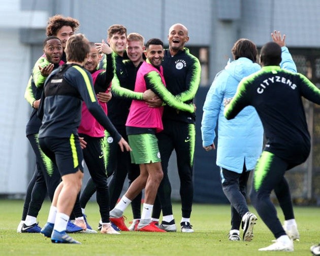 Đấu Tottenham, Sarri tin tưởng sao trẻ 18 tuổi sau 