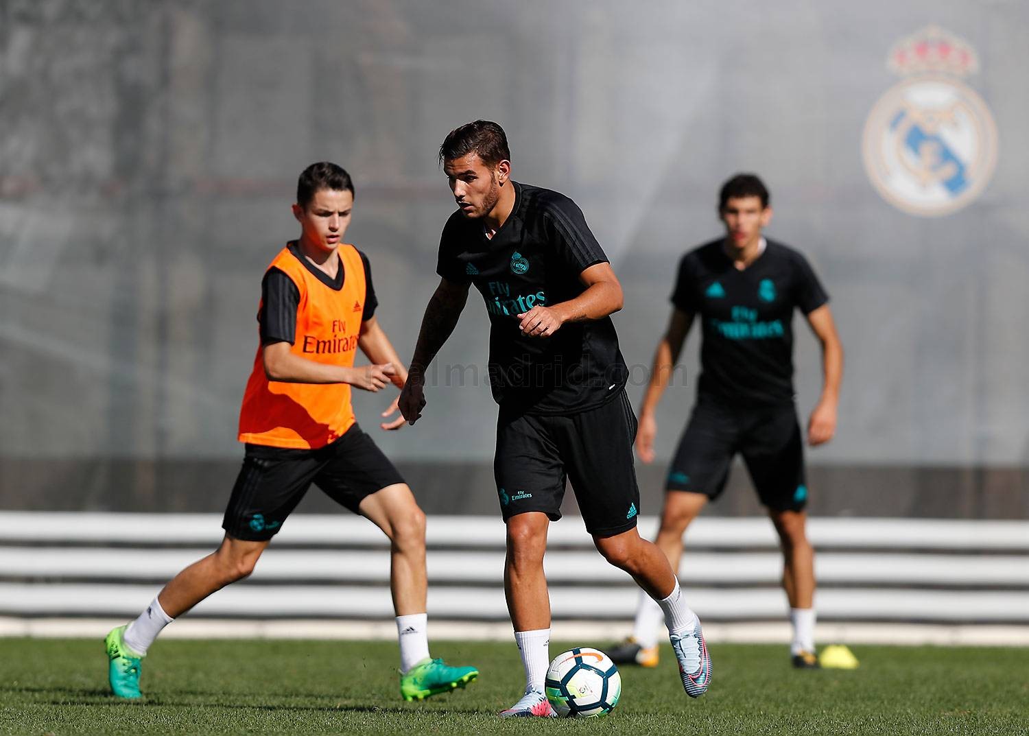 Chấm điểm Barca sau trận thắng Sporting Lisbon - Bóng Đá