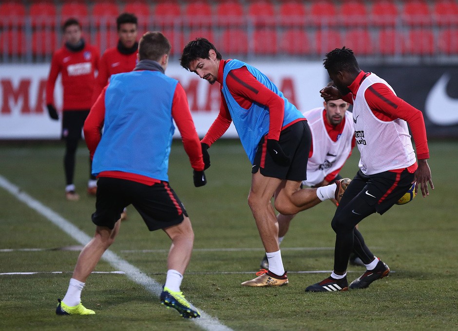 atletico tập luyện - Bóng Đá