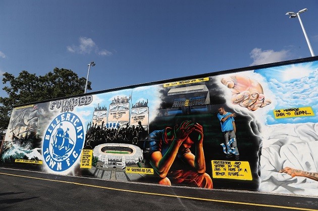 Người hùng một thời của Zidane đang bị Solari 