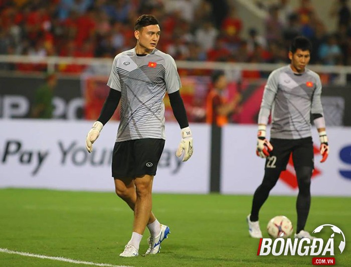 TRỰC TIẾP ĐT Việt Nam 0-0 ĐT Malaysia: Văn Quyết dự bị, Công Phượng đá chính - Bóng Đá