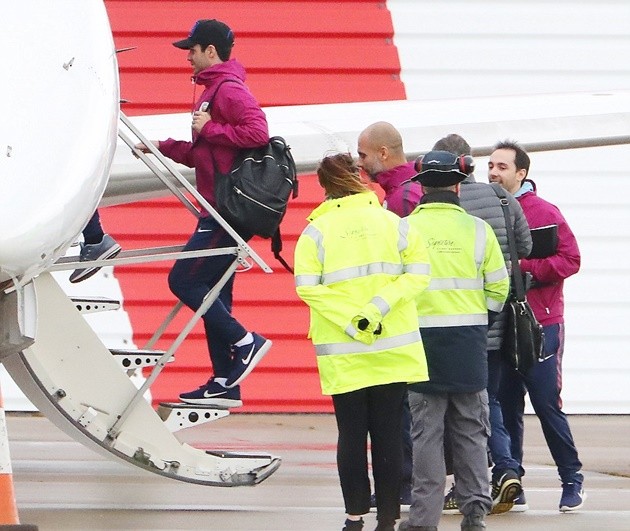 Ảnh man City lên đường  - Bóng Đá