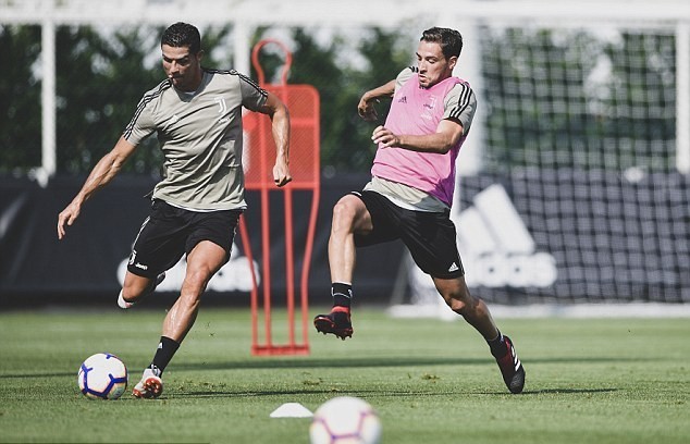 Mourinho nổi khùng - Bóng Đá