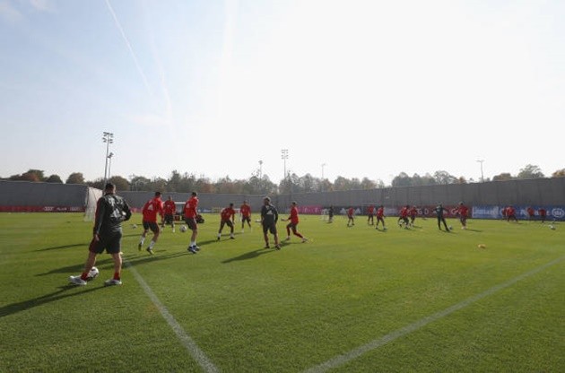 Bị thay ra, Sanchez giành luôn ghế của Solskjaer - Bóng Đá