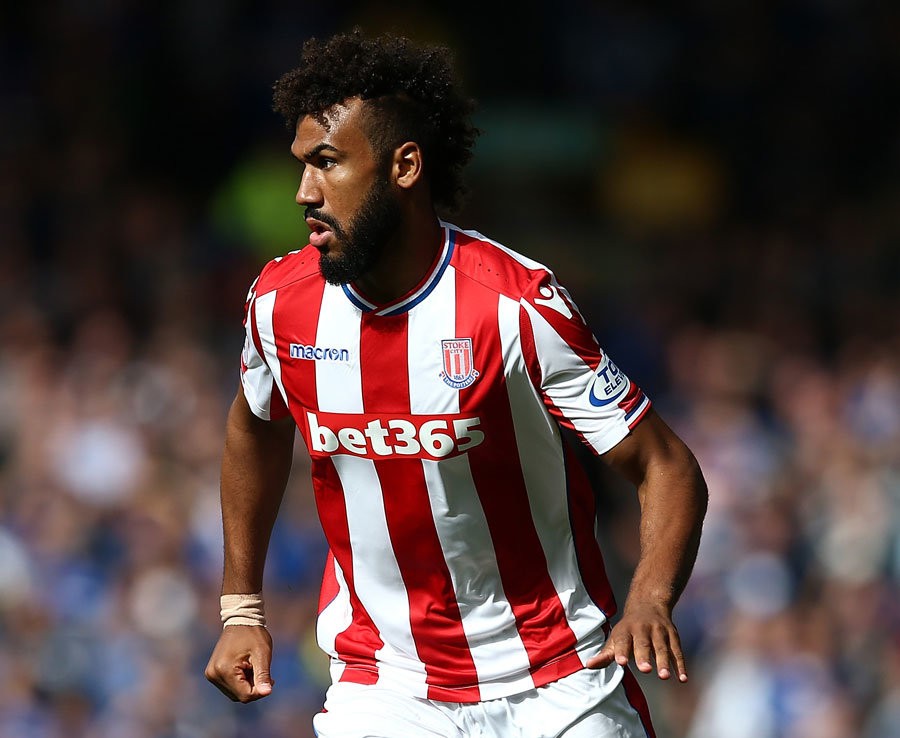 Bạn đã biết vì sao Phil Jones luôn được yêu mến chưa? - Bóng Đá