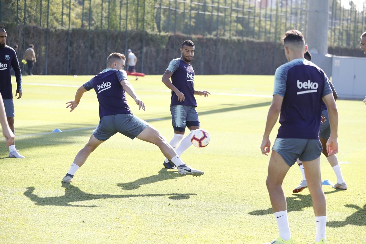 Sanchez ngồi ghế thầy và những khoảnh khắc thú vị ở FA Cup - Bóng Đá