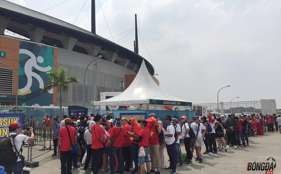 TRỰC TIẾP U23 Việt Nam 0-0 U23 UAE (HIỆP 1): Anh Đức đá chính, Công Phượng - Xuân Trường dự bị  - Bóng Đá