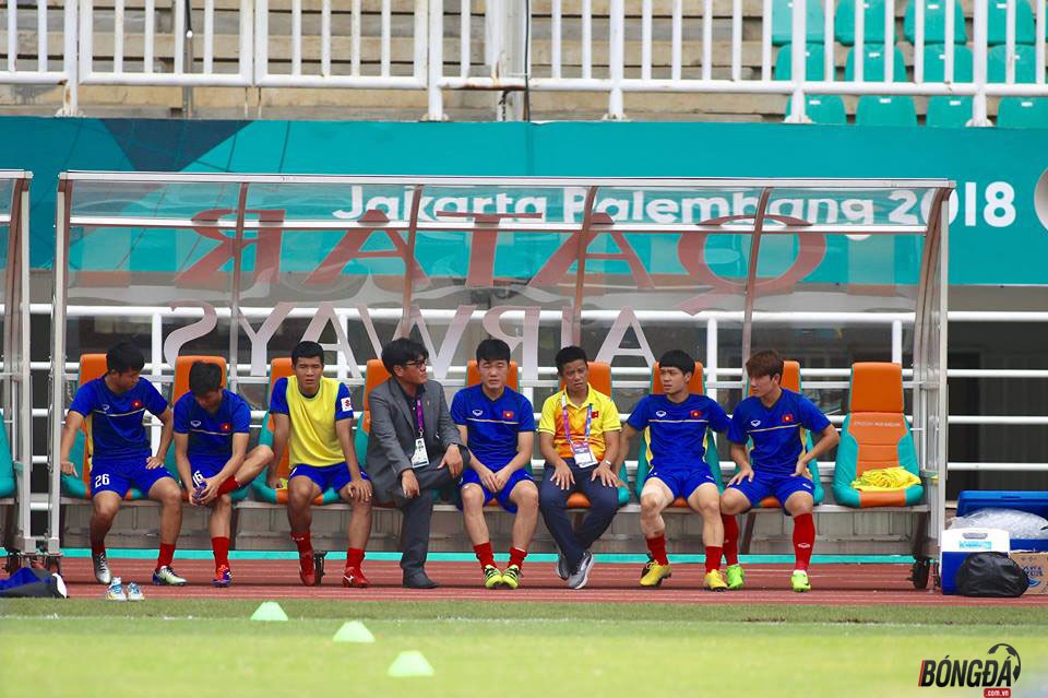 TRỰC TIẾP U23 Việt Nam 0-0 U23 UAE (HIỆP 1): Anh Đức đá chính, Công Phượng - Xuân Trường dự bị  - Bóng Đá
