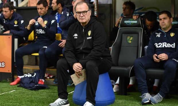 Xô nhựa thương hiệu Leeds bán đắt nhờ Marcelo Bielsa - Bóng Đá