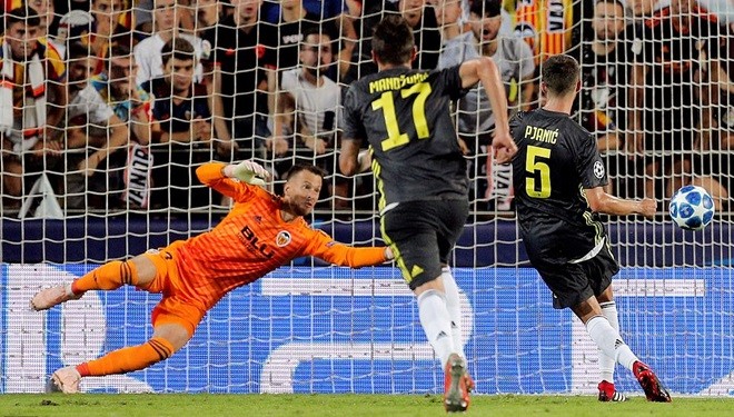 ảnh sau trận valencia vs juventus - Bóng Đá