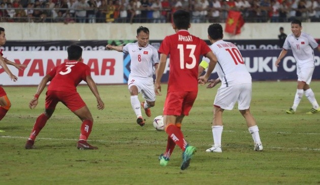 Đội tuyển Việt Nam đã chơi thế nào để khiến người Lào sợ hãi? - Bóng Đá