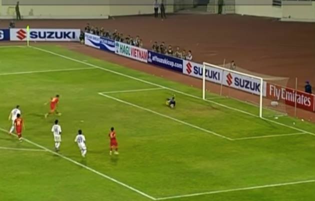 Neil Etheridge: 'Bức tường' khiến Việt Nam ôm hận tại AFF Cup 2010 - Bóng Đá