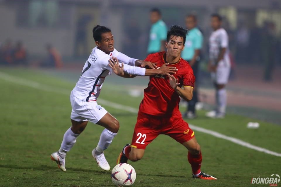 TRỰC TIẾP ĐT VIỆT NAM 3-0 ĐT Campuchia: Bùi Tiến Dũng vào sân - Bóng Đá