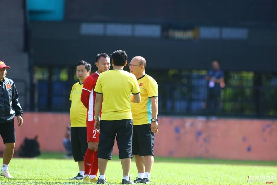 ĐT Việt Nam tập - Bóng Đá